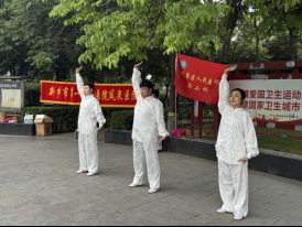 中医馆“搬”进夜市 新乡解锁消夏新潮流