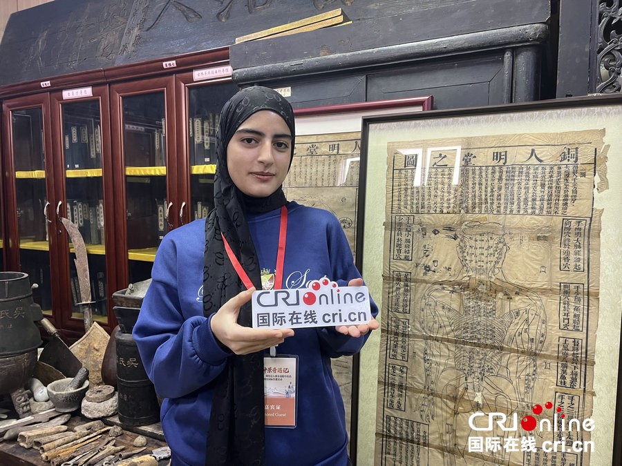 “针”不错！外国青年、网络达人揭开中医针法神秘面纱_fororder_6