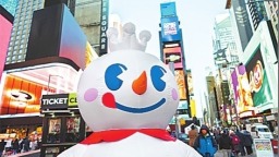 蜜雪冰城进军美洲市场 雪王圈粉好莱坞