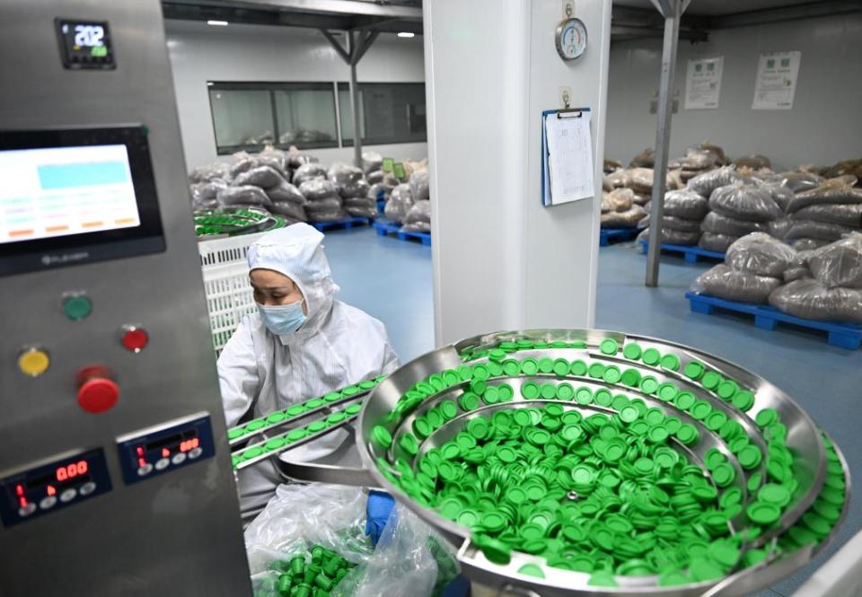 非洲咖啡香飘中原古城——从一座咖啡厂看中非经贸合作_fororder_i7jgRmmHvj4J9ijX