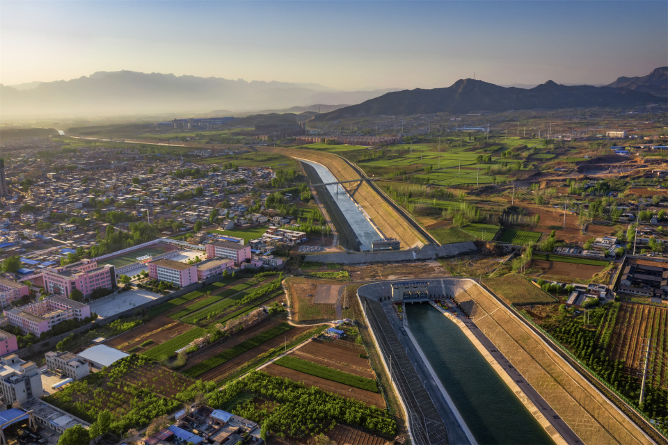 Z视觉 | 钢铁机甲、美哉宋陵、晴云阁月升……镜头里的郑州也太美了