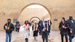 “豫”见中国年|多国驻华使节在郑州共赏中华文明光影史诗 品味中原浓浓年味