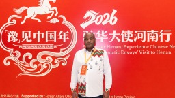 “豫”见中国年|津巴布韦驻华大使馆公使衔参赞潘迪赛·马耶拉点赞河南之旅_fororder_津巴布韦