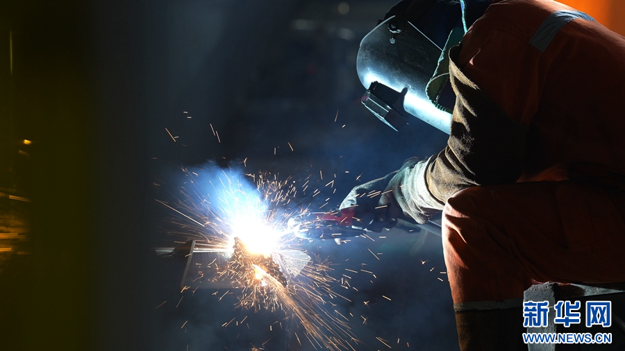 中国梦·大国工匠篇｜王安永：“钢铁裁缝”筑匠心