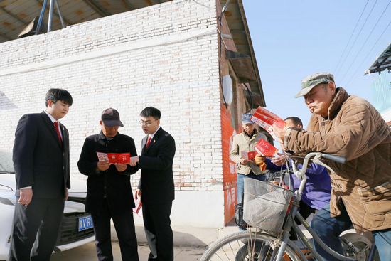 弘扬宪法精神 河南省武陟县人民法院开展宪法宣传系列活动_fororder_图片2