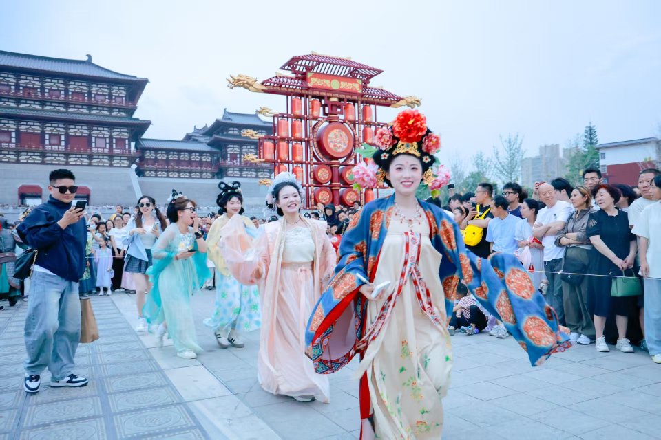 聚焦五一假期丨洛阳：千年古都焕新颜 沉浸文旅引客来