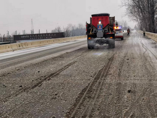 信阳市固始县：风雪中的温暖守护_fororder_图片2