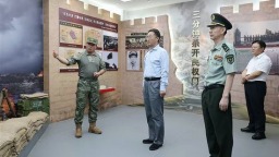 河南省委书记、省军区党委第一书记刘宁“八一”前夕走访慰问驻豫部队