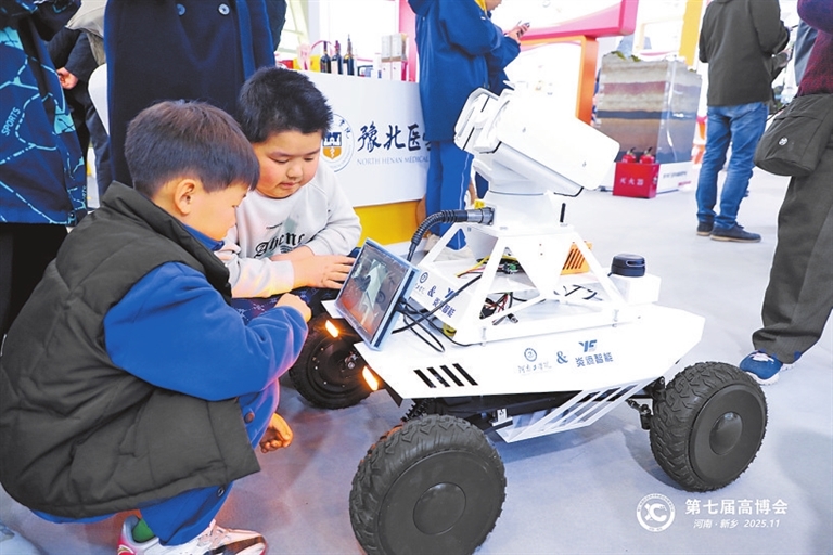 高博会的“变”与“不变”——第七届高校院所河南科技成果博览会侧记