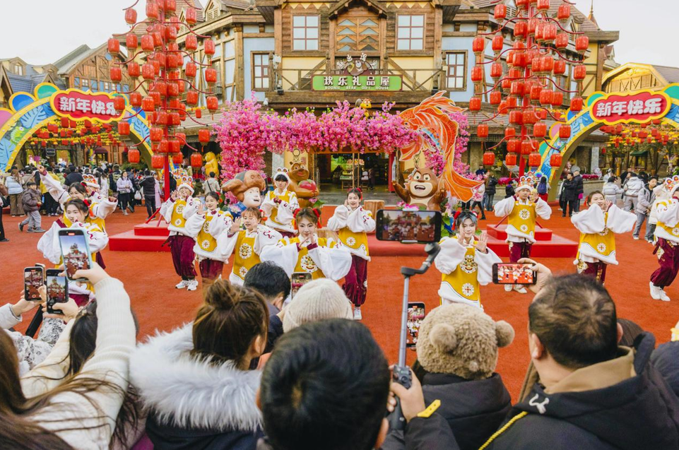 389.32万人次齐聚中牟共度“非遗中国年”