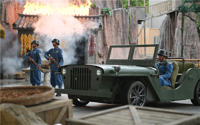 大型红色实景演出《红旗不倒大别山》 在新县首演_fororder_演出现场8（焦汉平 摄）