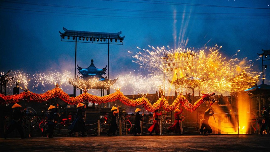 游客如织年味浓 建业文旅春节假期“文化热”再升温