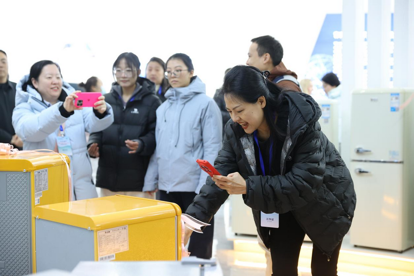 【2025打卡中國(guó)】風(fēng)起河南 挺立潮頭