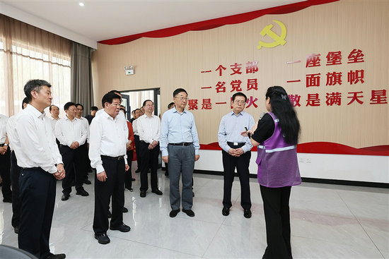 河南省委党建引领基层高效能治理工作现场会在漯河召开_fororder_30368aaa576e4d568b300cd8b5154e81_s
