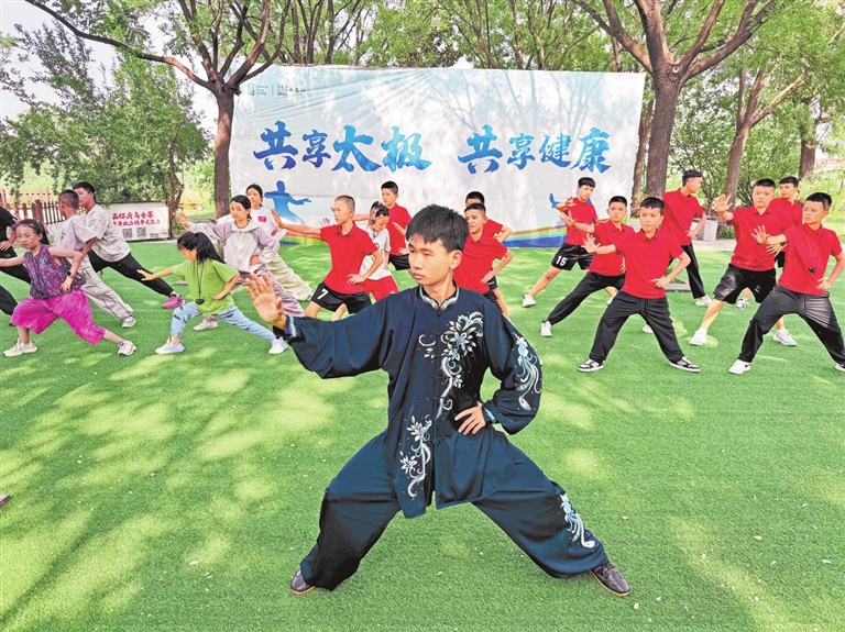 一起运动 共同拼搏 共享快乐 豫哈少年共赴体育梦