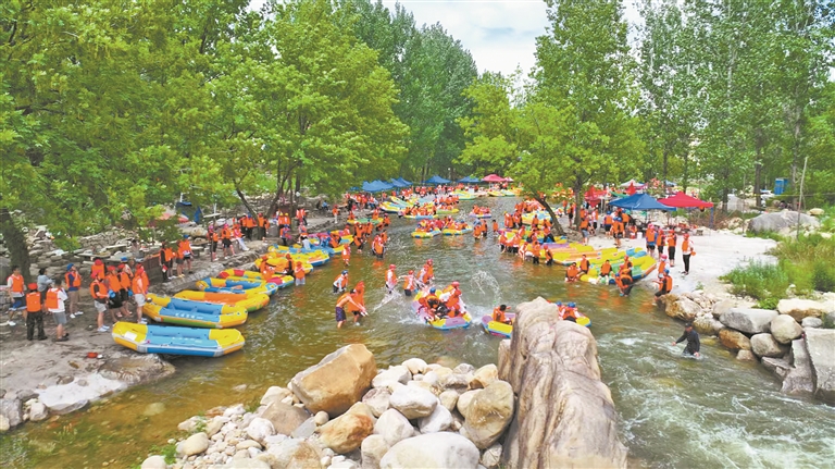 平顶山全面激活“夏日经济” 工业城市焕发新魅力