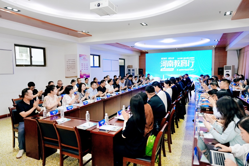 “打”出技能奥斯卡！揭开新乡职业技术学院“硬核炼匠密码”