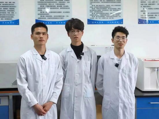 搜索见义勇为|河南信阳三名青年松花江边救人：“危急时刻我们要出手敢担当”_fororder_图片7