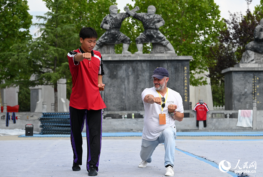 “大美河南，中！”