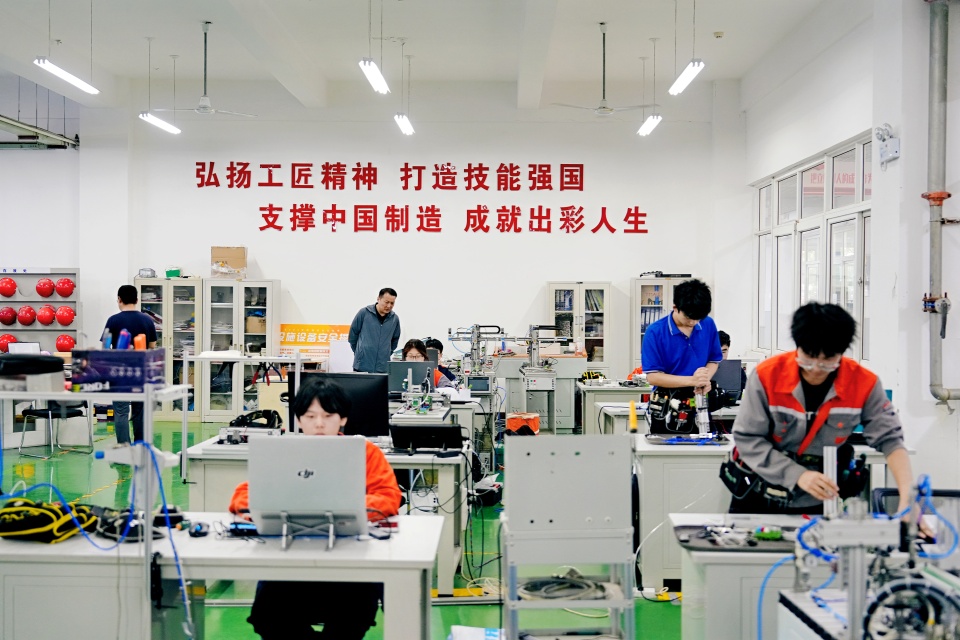 “打”出技能奥斯卡！揭开新乡职业技术学院“硬核炼匠密码”