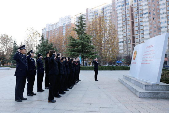 弘扬宪法精神 河南省武陟县人民法院开展宪法宣传系列活动_fororder_图片1