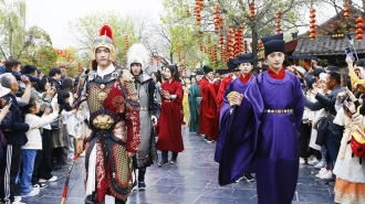 探访河南景区NPC 这碗“青春饭”滋味如何（特别关注）