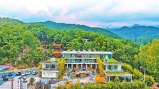 平顶山全面激活“夏日经济” 工业城市焕发新魅力