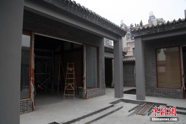 探访河南"空中四合院" 住建部门查实属违章(组图)