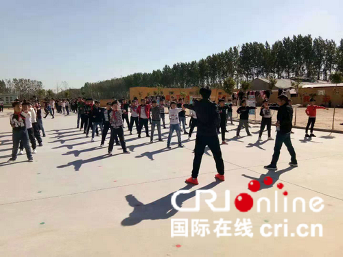 【体彩专题-图说体彩】2018"公益体彩 快乐操场"活动走进长葛市
