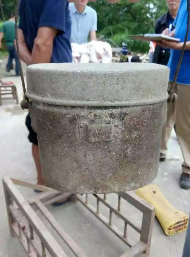 牵住英雄的手，记住来时的路，1345份抗战老兵手印背后的故事