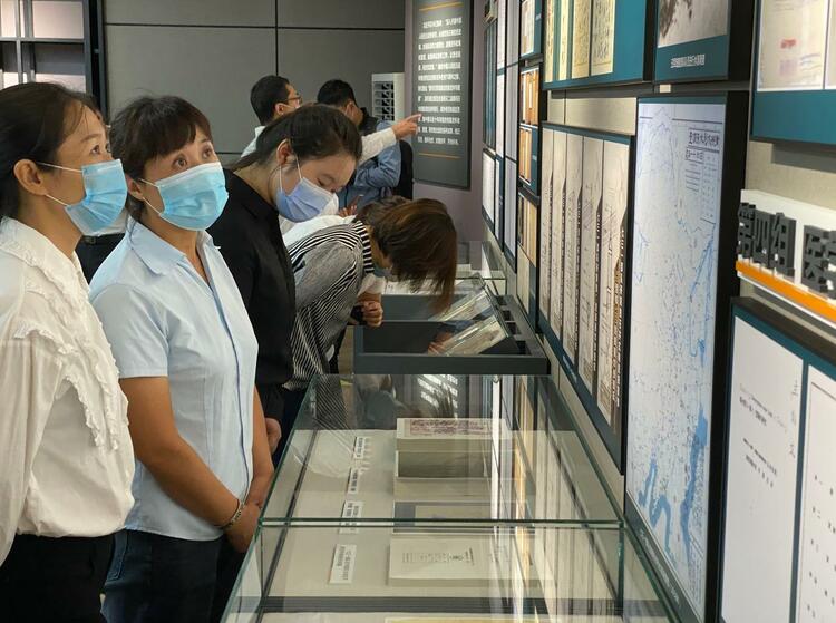 首次展出731部队“房友会”等资料 《侵华日军细菌站档案史料专题展》开幕