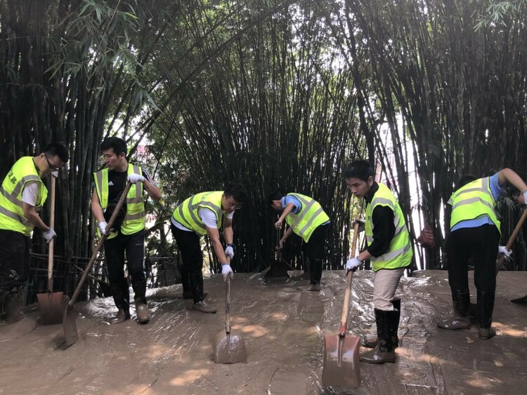 【B】助力重庆抗洪抢险 中建桥梁公司在行动