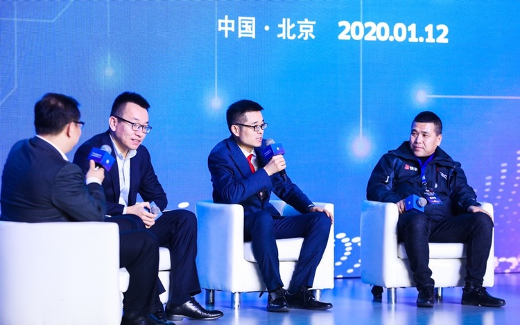 汽车频道【供稿】欧曼超级重卡AMT自动挡客户大会举行 自动挡只选欧曼成为共识
