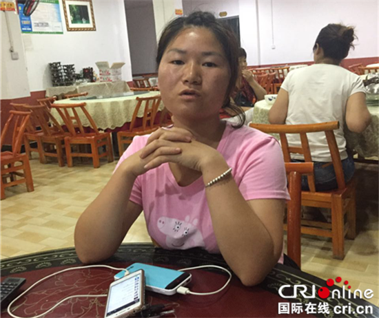 俩80后私奔借钱开餐馆买上小车 穷小子逆袭征服岳母全家