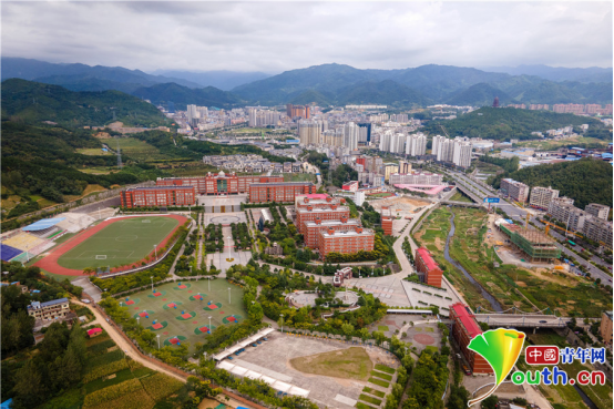 秦岭深山拓宽致富路——长安大学帮扶商南县脱贫纪实