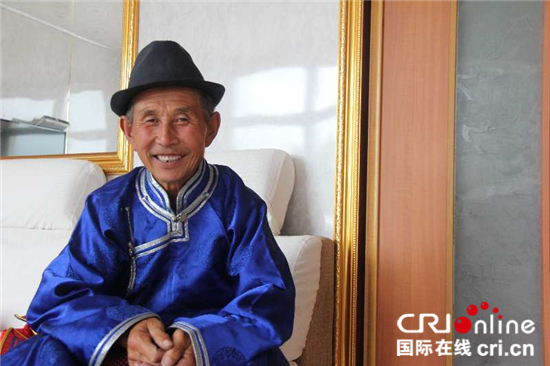 图片默认标题_fororder_包德力格尔的儿子，67岁的牧民孟额尔敦在改革开放后，靠着放牧让全家早就过上了小康生活_副本_副本