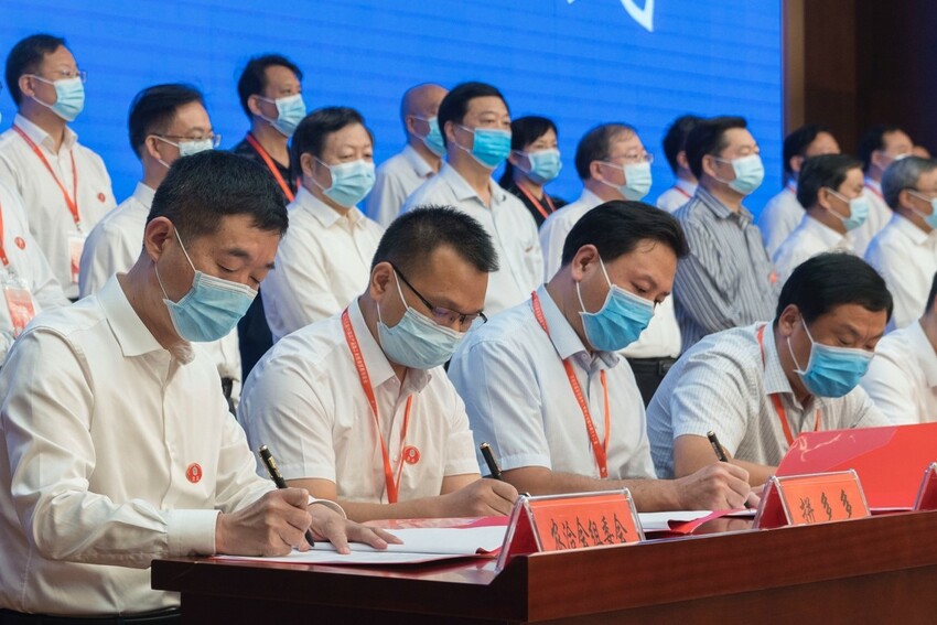 中国农加工投洽会与拼多多战略签约  联手打造“线上农货大集”