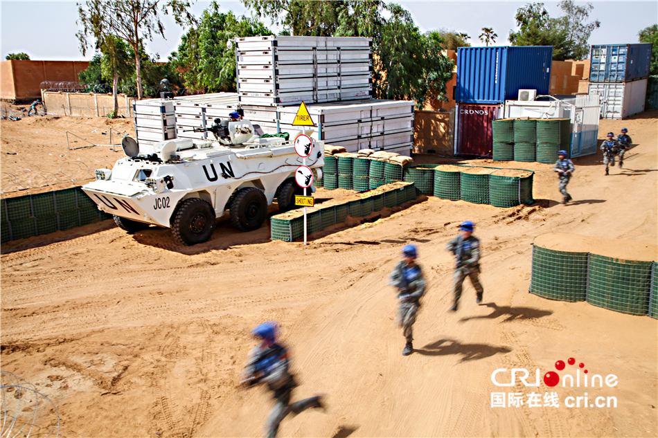 中国军队参加联合国维和行动30年之二：忠诚使命_fororder_2-25.JPG