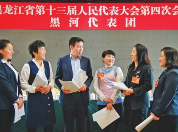 新时代呼唤新担当新作为谱写新篇章_fororder_wKgACl4hBk-AHDQvAAAAAAAAAAA833.650x420.589x381_副本