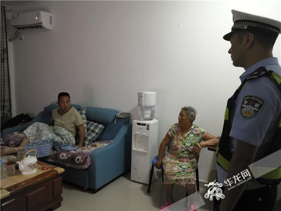 【社会民生 列表】与儿子怄气离家出走 八旬婆婆坐别人家门口求租房