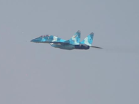 独家视频丨缅甸空军战机为习近平主席专机升空护航