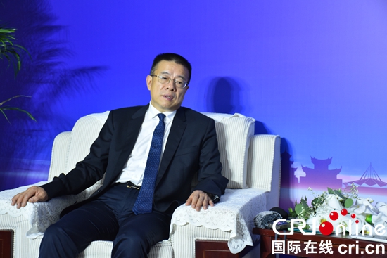 （确为官方职务写法）贵州会展业：探索线上线下“双线融合”新模式
