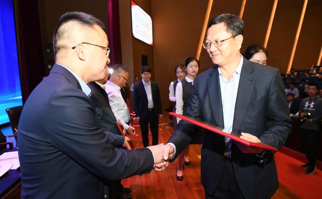 西咸新区召开第三次城市工作会