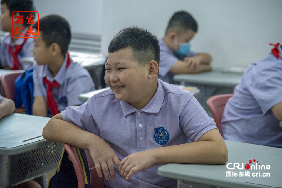 （有修改）【万家灯火】开学周记——西安曲江四小开学影像记