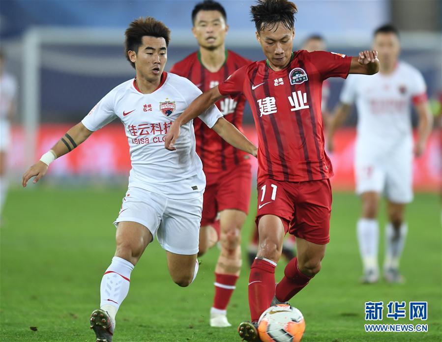 中超：河南建业不敌深圳佳兆业