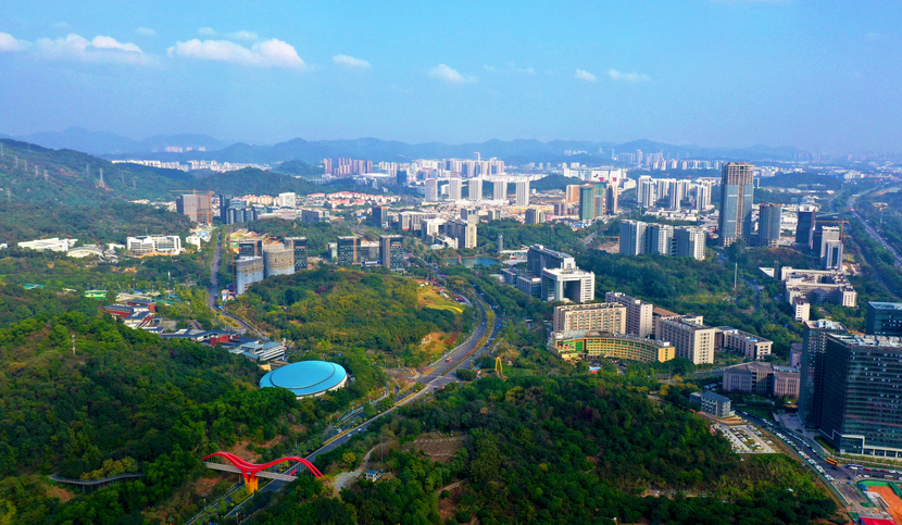 广东省大湾区中医药科技创新联合研究院落户广州高新区_fororder_广州高新区形成了以广州国际生物岛、广州科学城、中新广州知识城为核心的生物医药集聚区，图为广州科学城。李剑锋 摄