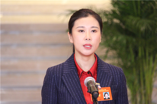 （史佳已审）【代表谈】陕西省人大代表、蒲城金粟山养鸡合作社秘书长王文娟：发展蛋鸡养殖带动201户贫困户脱贫致富