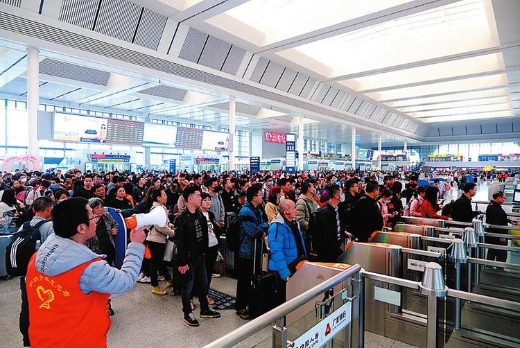 宁铁推出“定制服务”让旅客出行更舒心