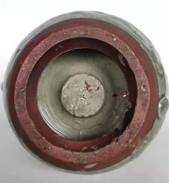 【重庆文玩艺术品专题　瓷器 左小图】龙泉窑剔花龙柄象首四细尊