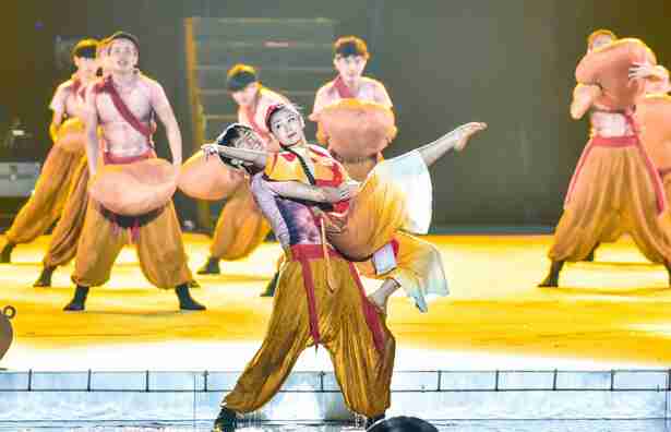 大型实景演出《千年窑火 磁州记忆》在邯郸市磁县水墨园进行首演